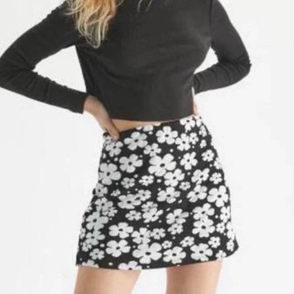 Bundle Of 3 Urban Outfitters Skirts Size Small - Picture 2 of 8